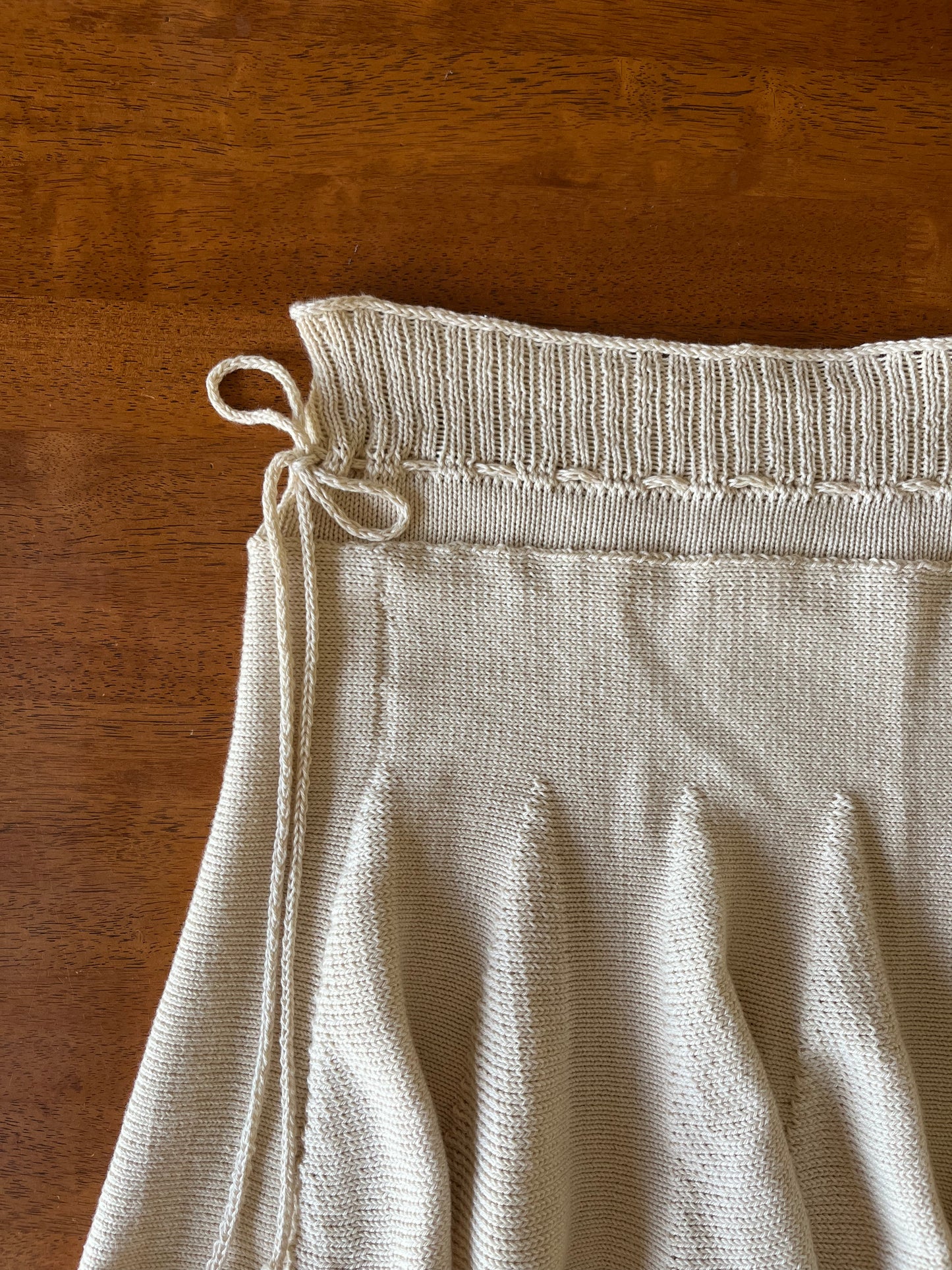 Ribbed Midi Skirt